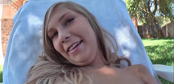  Teen Lena Nitros fick Urlaub auf Malle